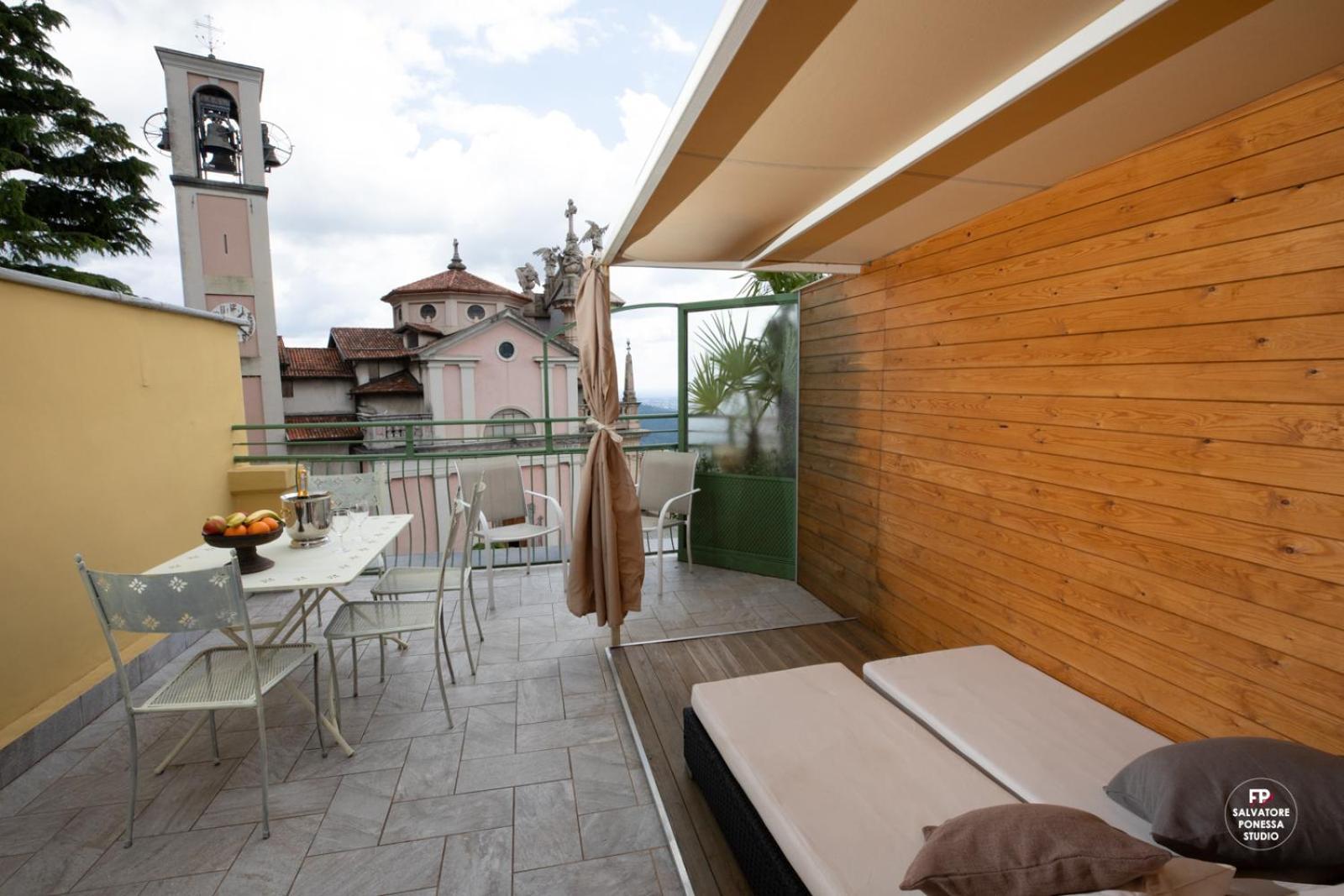 Hotel Vista Lago Brunate Buitenkant foto