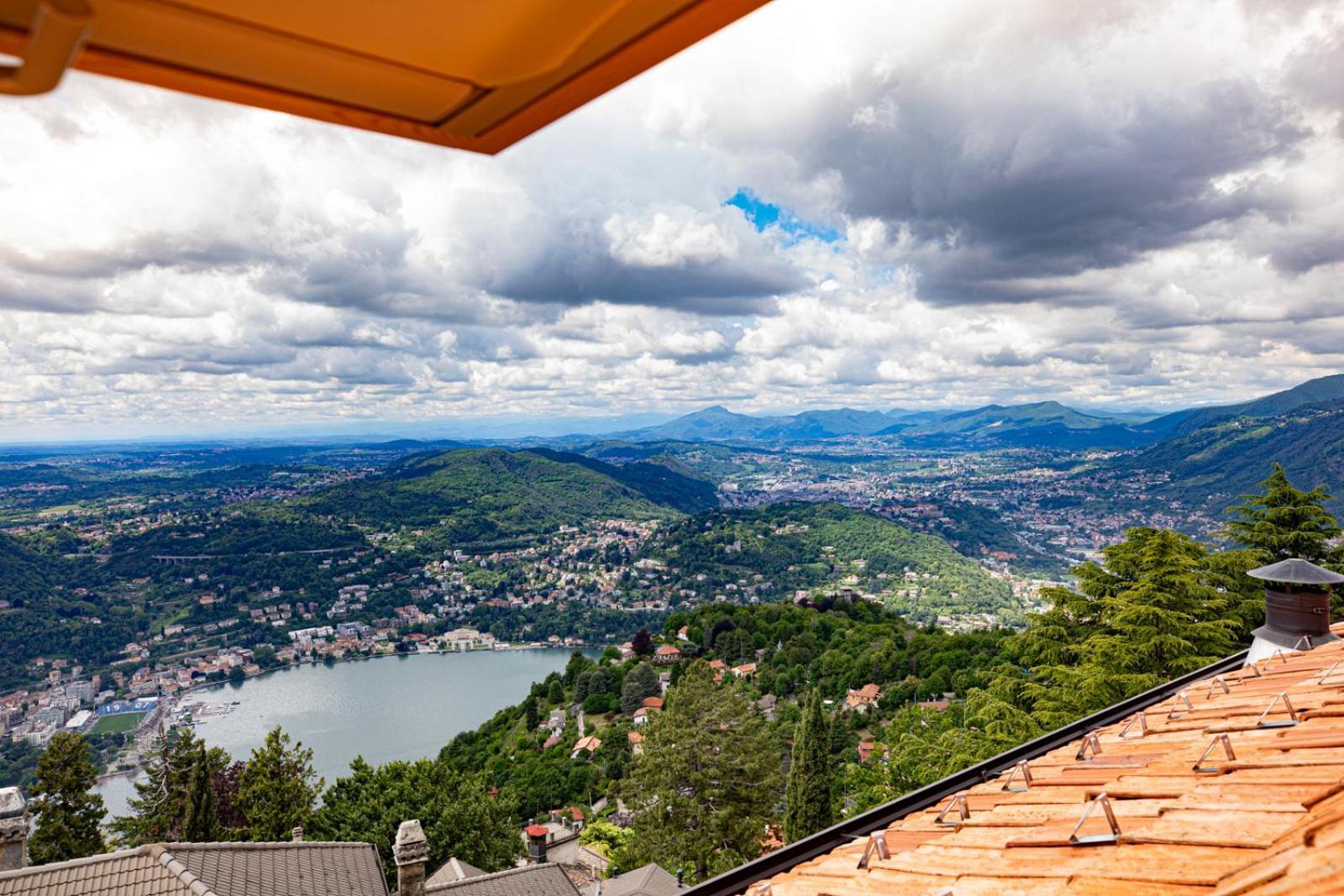 Hotel Vista Lago Brunate Buitenkant foto