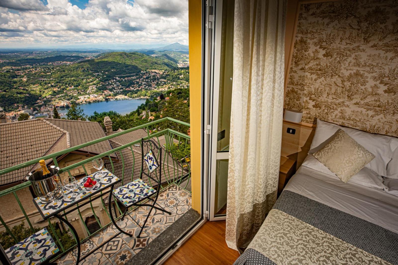 Hotel Vista Lago Brunate Buitenkant foto