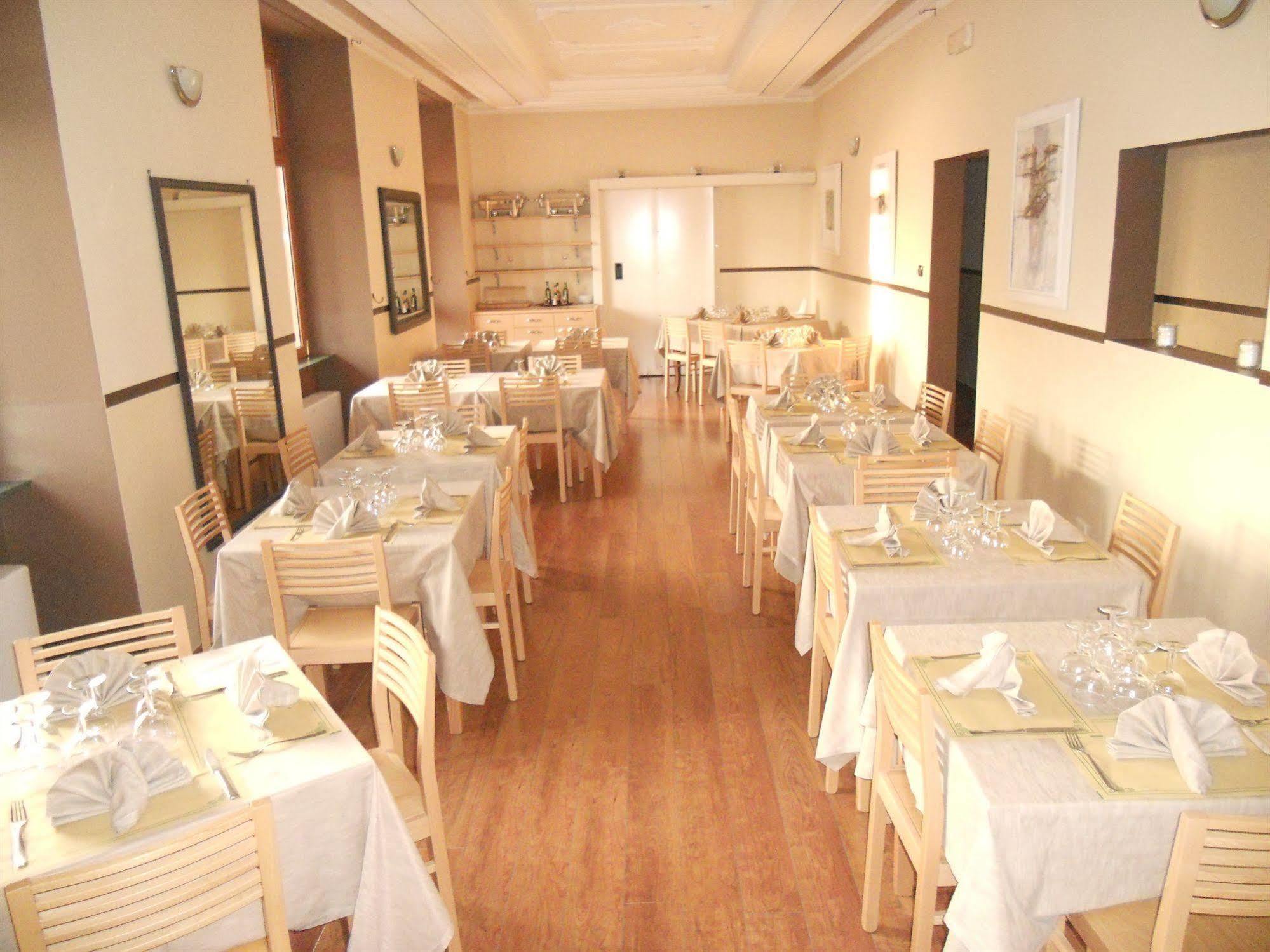 Hotel Vista Lago Brunate Buitenkant foto
